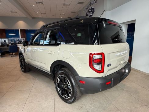 New 2025 Ford Bronco Sport Outer Banks w/ Outer Banks Tech Package+ image 4