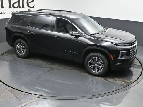 New 2026 Chevrolet Traverse LT w/ Driver Confidence Package image 17