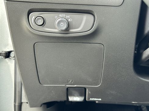 New 2025 Buick Encore GX Preferred image 27