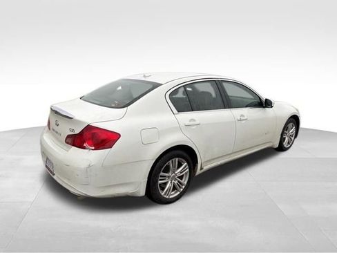 Used 2010 INFINITI G37 x Sedan w/ Premium Pkg AWD/4WD image 3