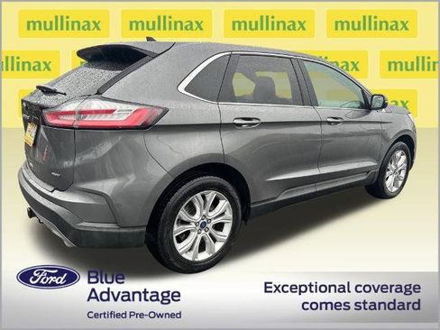 Certified 2022 Ford Edge Titanium w/ Class II Trailer Tow Package image 3
