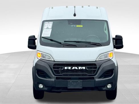 Used 2024 RAM ProMaster 2500 w/ Convenience Group FWD image 2