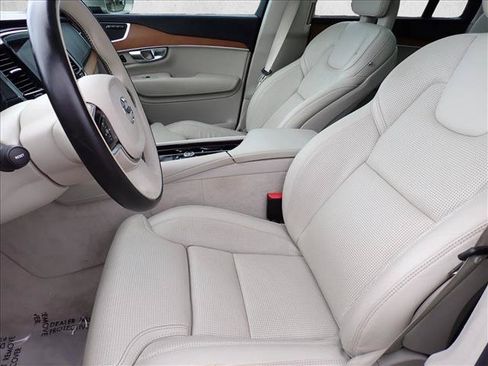 Used 2016 Volvo XC90 T6 Inscription w/ Vision Package AWD/4WD image 12