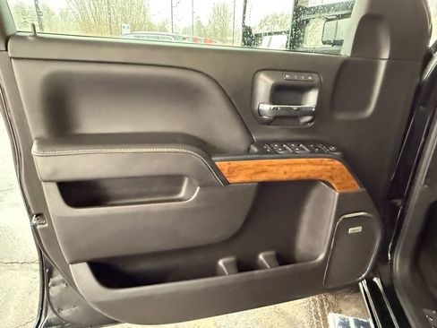 Certified 2018 Chevrolet Silverado 2500 High Country w/ Duramax Plus Package image 15