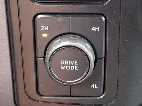 Used 2023 Ford F150 XLT AWD/4WD image 25