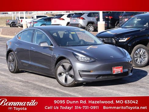 Used 2020 Tesla Model 3 Long Range image 1