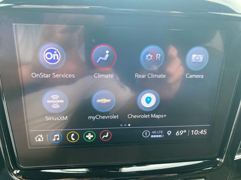Used 2023 Chevrolet Traverse LT image 12