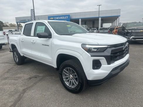 New 2026 Chevrolet Colorado W/T w/ WT Custom Package image 37