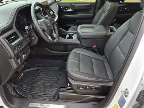 Used 2021 Chevrolet Tahoe RST w/ Luxury Package image 13