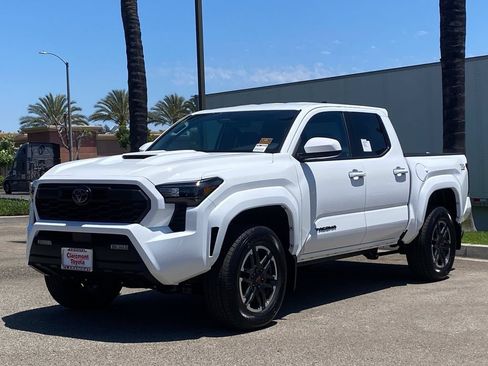 Certified 2026 Toyota Tacoma TRD Sport RWD image 31