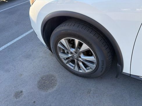 Used 2018 Nissan Murano SL w/ Moonroof Package image 26