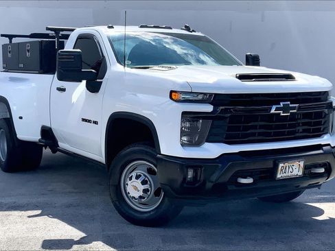 Used 2024 Chevrolet Silverado 3500 W/T w/ WT Convenience Package AWD/4WD image 19