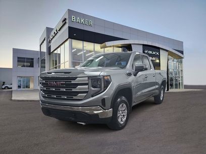 New 2026 GMC Sierra 1500 SLE w/ Preferred Package