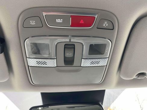 Used 2023 Kia Telluride EX w/ EX Captain's Chair Package image 33