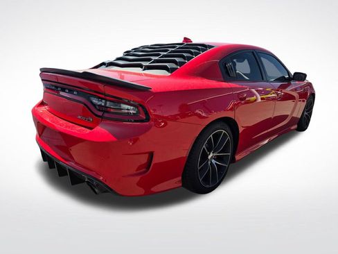 Used 2017 Dodge Charger R/T Scat Pack RWD image 4