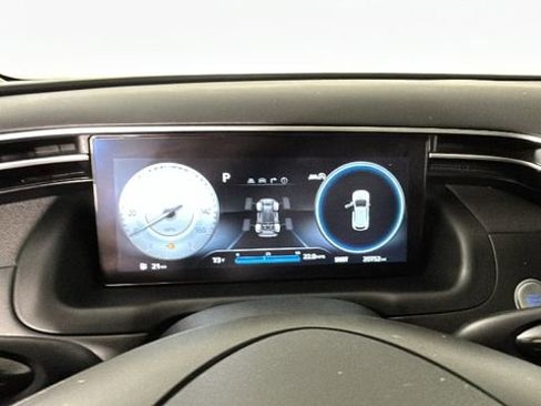 Certified 2023 Hyundai Tucson Limited AWD/4WD image 18
