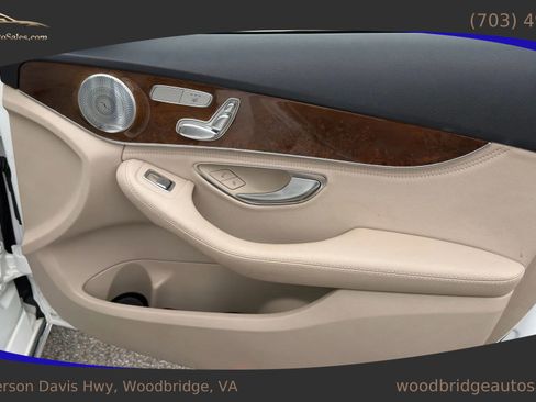 Used 2016 Mercedes-Benz C 300 4MATIC Sedan image 16