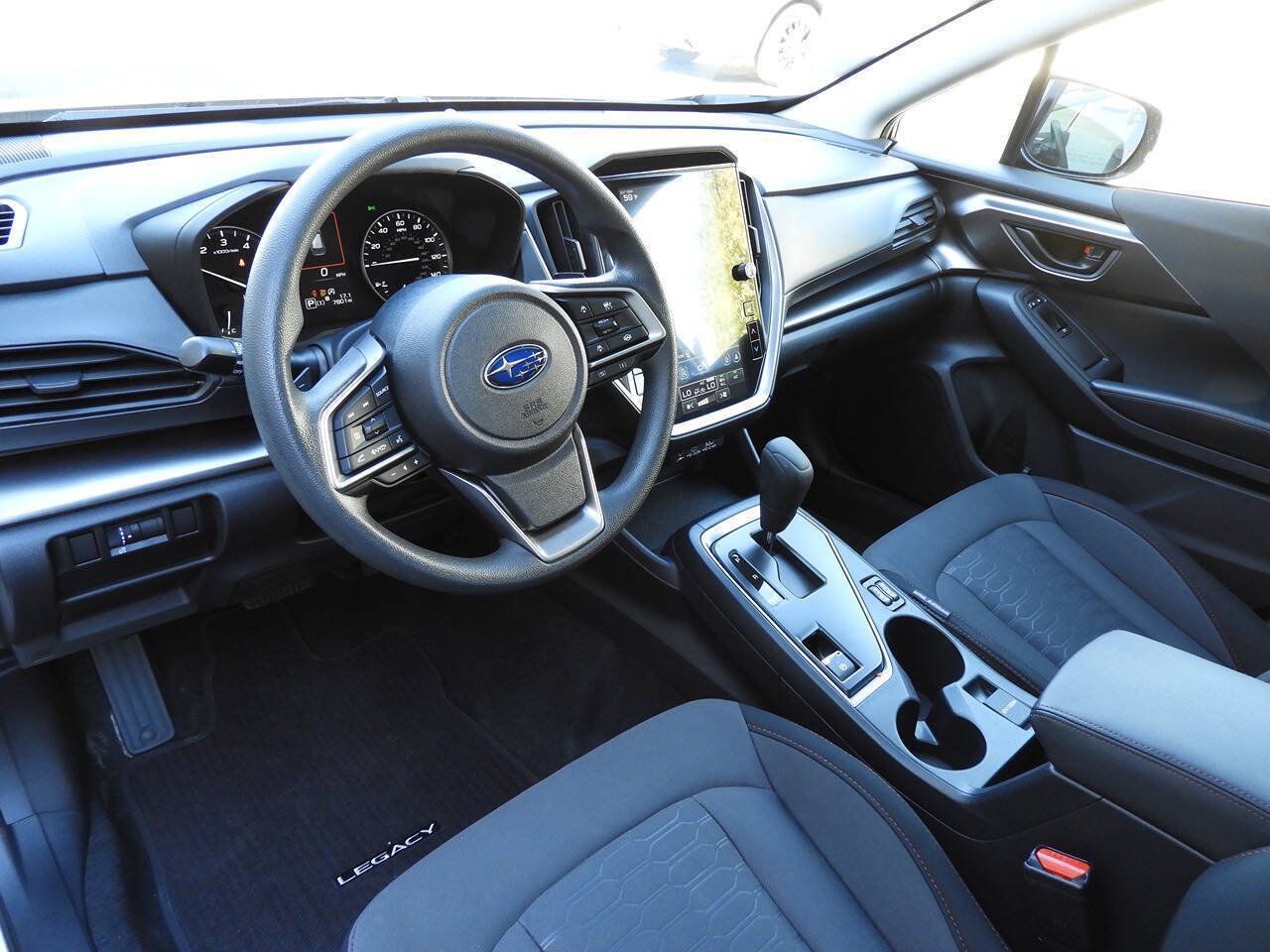 Used 2025 Subaru Impreza 2.0i Sport AWD/4WD image 18