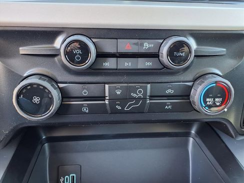 New 2026 Ford F250 XLT w/ FX4 Off-Road Package image 10