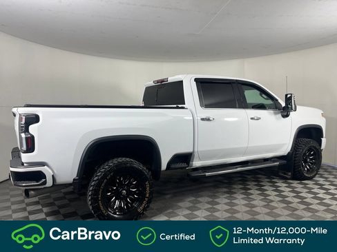 Used 2021 Chevrolet Silverado 2500 High Country w/ Z71 Off-Road Package AWD/4WD image 2