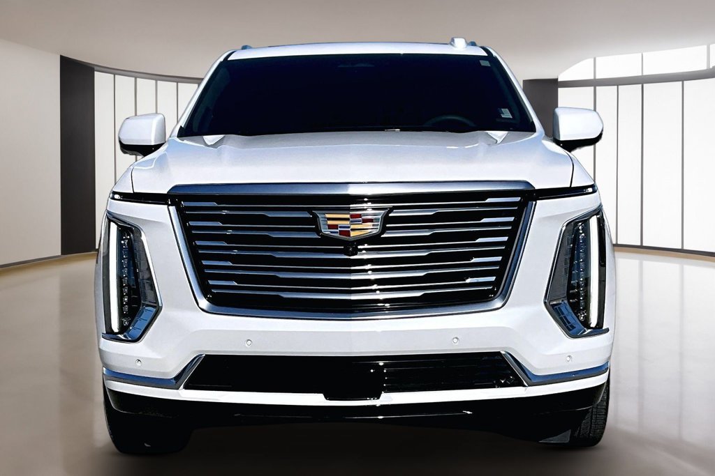 Certified 2025 Cadillac Escalade Premium Luxury Platinum w/ LPO, Floor Liner Package AWD/4WD image 3