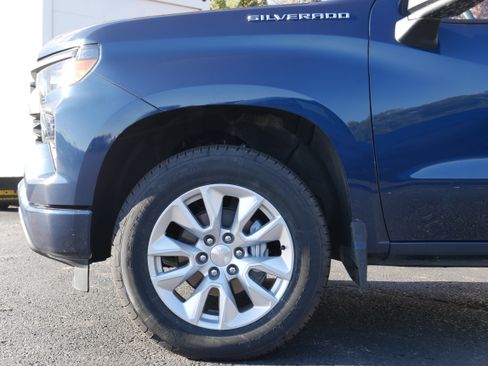 Certified 2023 Chevrolet Silverado 1500 Custom image 13