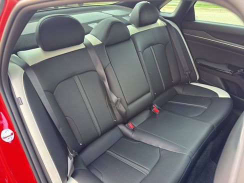 Used 2026 Kia K5 GT-Line w/ GT-Line Premium Package FWD image 35