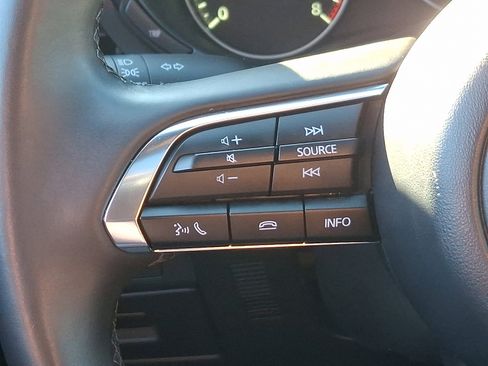 Used 2024 MAZDA MAZDA3 s image 21
