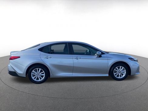 Used 2025 Toyota Camry LE image 15