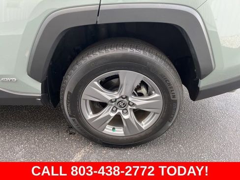Used 2022 Toyota RAV4 XLE w/ Convenience Package AWD/4WD image 32
