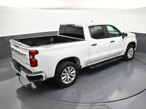 Used 2021 Chevrolet Silverado 1500 Custom AWD/4WD image 19
