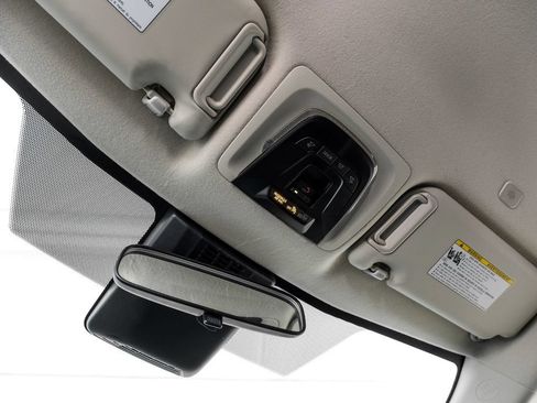 Used 2025 Toyota Corolla LE FWD image 25