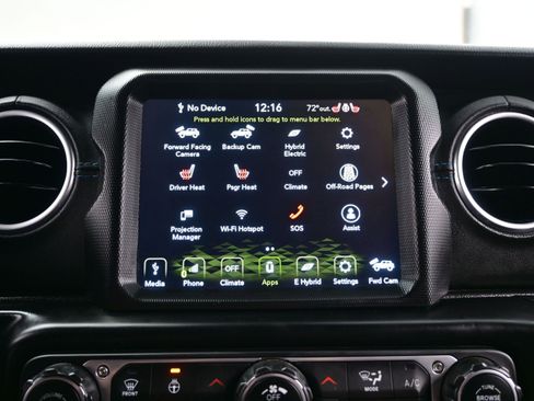 Used 2022 Jeep Wrangler Unlimited Rubicon 4xe w/ Cold Weather Group AWD/4WD image 20