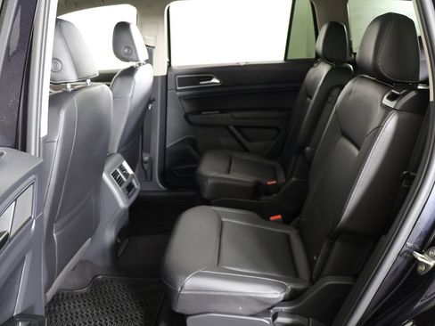 Used 2019 Volkswagen Atlas SE w/ Panoramic Sunroof Package image 36