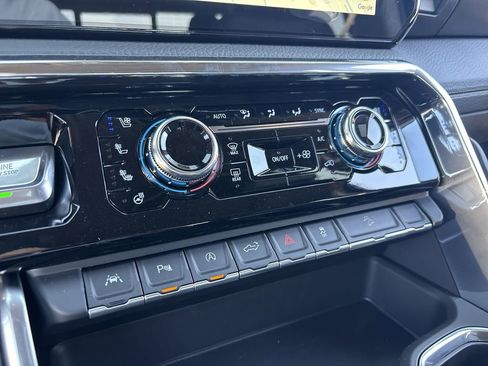 New 2026 GMC Sierra 1500 Denali AWD/4WD image 22
