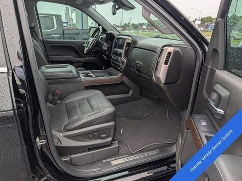 Used 2018 GMC Sierra 1500 Denali w/ Denali Ultimate Package AWD/4WD image 9