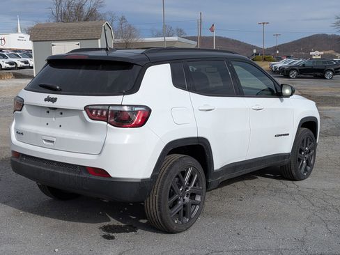 New 2026 Jeep Compass Limited w/ Sun, Sound & Navigation Group image 5