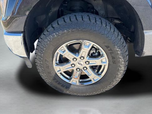 Used 2023 Ford F150 Lariat w/ FX4 Off-Road Package AWD/4WD image 46