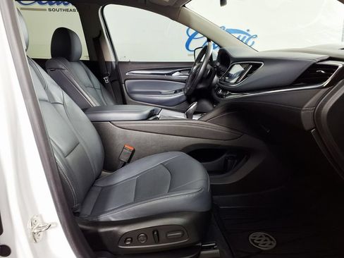 Used 2021 Buick Enclave Premium w/ Sun and Sites Package FWD image 12