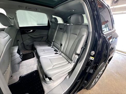 Used 2017 Audi Q7 3.0T Prestige AWD/4WD image 27