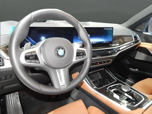 Used 2026 BMW X5 xDrive40i AWD/4WD image 11