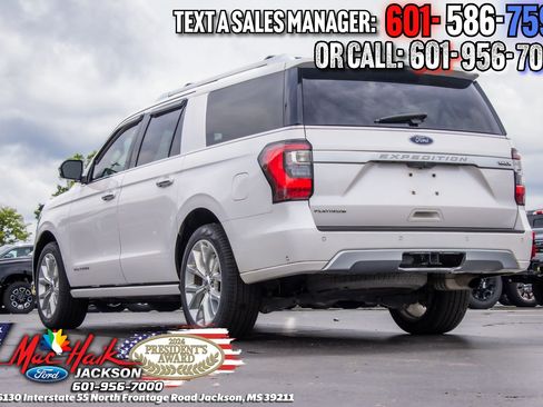 Used 2019 Ford Expedition Max Platinum RWD image 3
