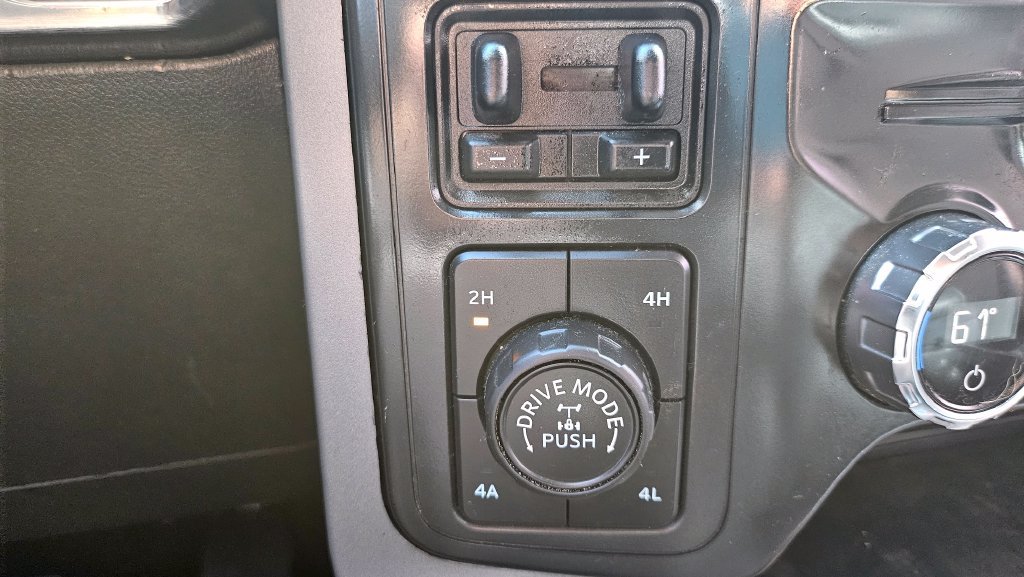 Used 2021 Ford F150 Lariat w/ Equipment Group 502A High AWD/4WD image 39