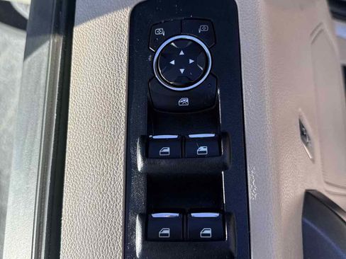 Used 2017 Ford F150 XLT w/ Equipment Group 301A Mid RWD image 6