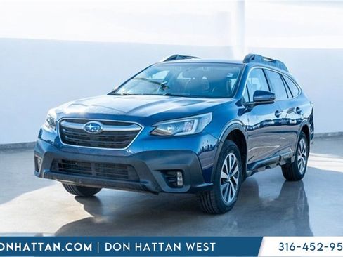 Used 2020 Subaru Outback Premium image 1