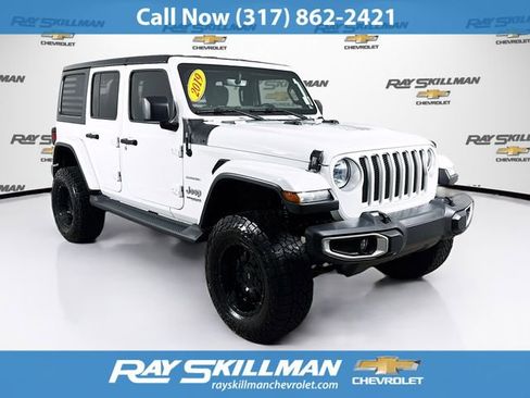 Used 2019 Jeep Wrangler Unlimited Sahara AWD/4WD image 1