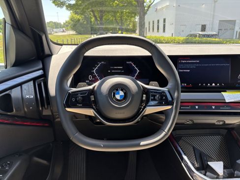 Certified 2025 BMW X3 xDrive30i AWD/4WD image 18