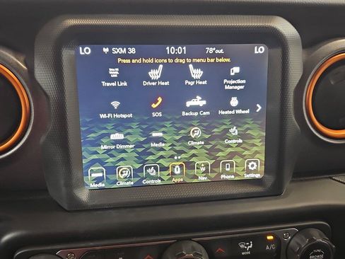 Used 2022 Jeep Gladiator Mojave w/ LED Lighting Group AWD/4WD image 16