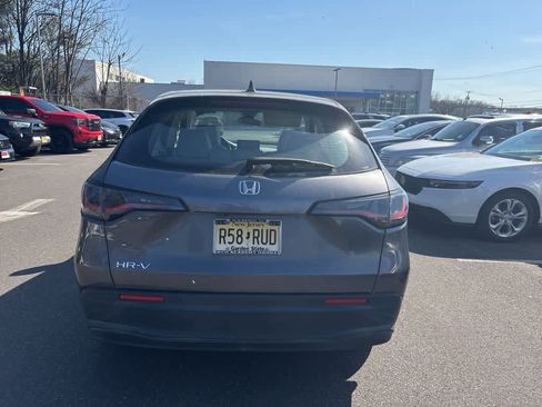 Used 2023 Honda HR-V LX image 6