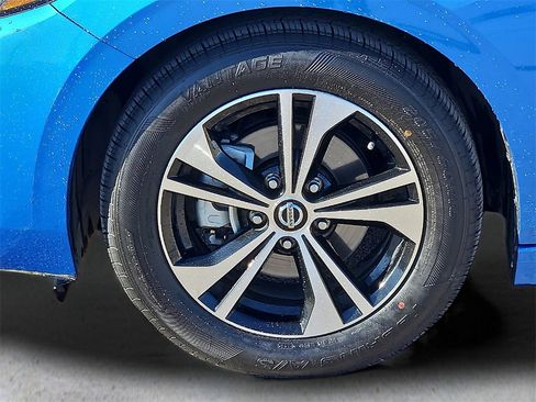 Used 2023 Nissan Sentra SV image 12